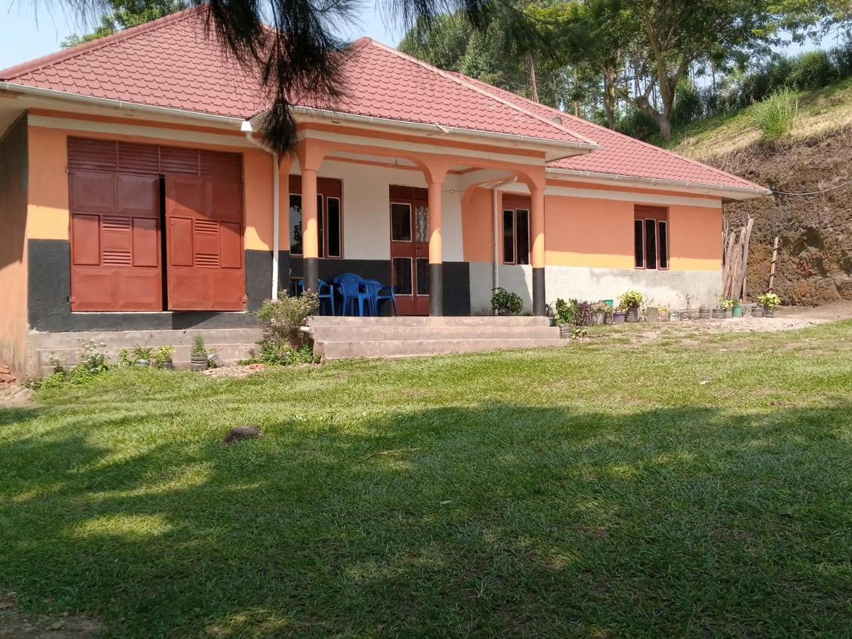 Lake Lyantonde Eco Campsite Original Fort Portal Exteriör bild
