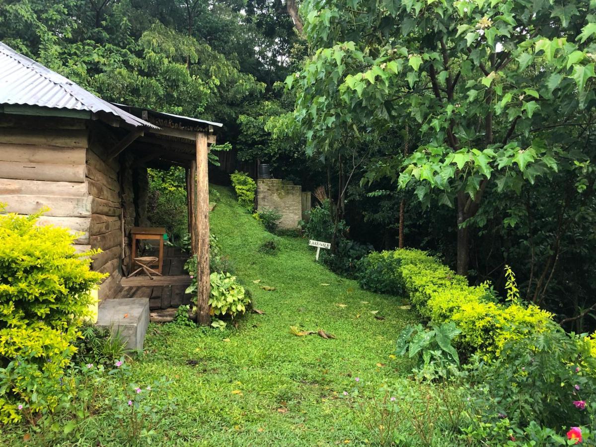 Lake Lyantonde Eco Campsite Original Fort Portal Exteriör bild